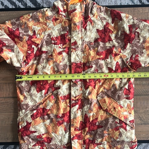 Four Square Winter Jacket - - Picture 9 of 16